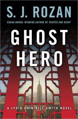 Ghost Hero (Lydia Chin and Bill Smith Series #11)