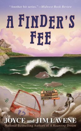 A Finder's Fee (Missing Pieces Mystery Series #5)