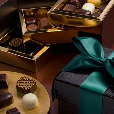 Noblesse 24-piece 3-Tiered Box